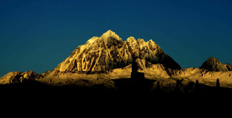 Yala Peak Climbing